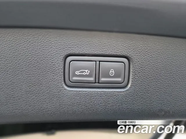 Genesis GV80 — Фото автомобиля 18