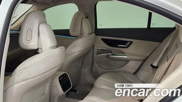 Mercedes-Benz E-Class W214 — Фото автомобиля 12