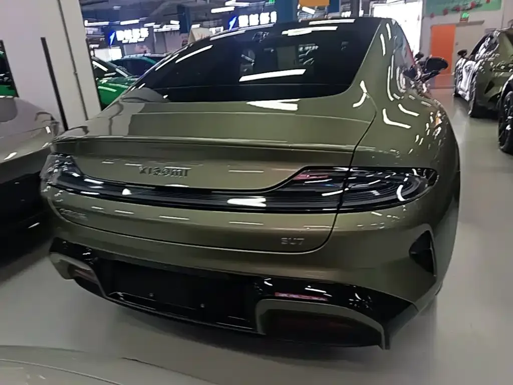 Xiaomi Auto Xiaomi SU7 2024 RWD Ultra Long Range Advanced Smart Driving Pro Edition — Фото автомобиля 5