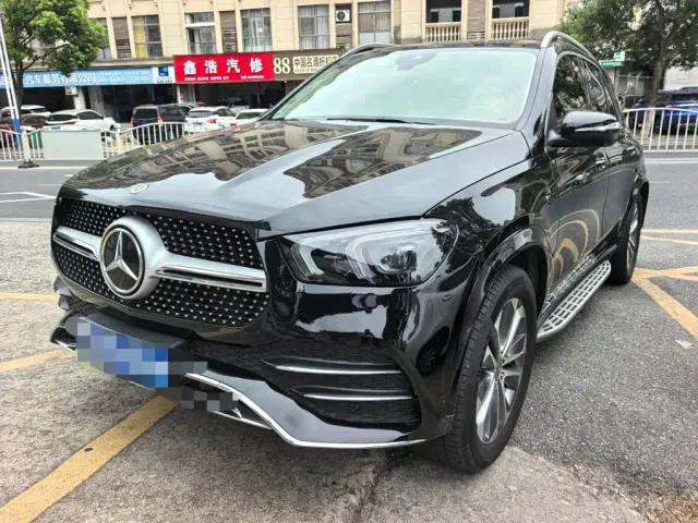 Фотография автомобиля — Mercedes-Benz GLE-Class