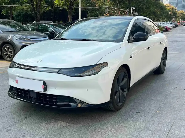 Фотография автомобиля — Leapmotor C01