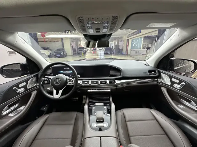 Mercedes-Benz GLS-Class — Фото автомобиля 9