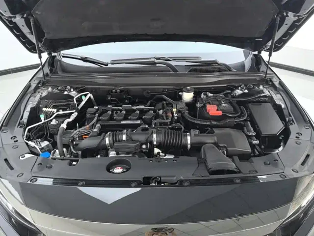 Honda Accord — Фото автомобиля 10