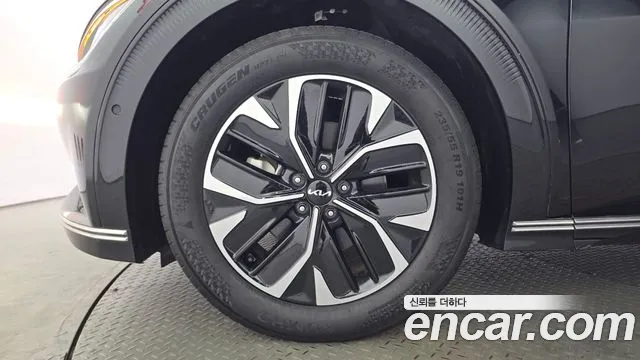 Kia EV6 — Фото автомобиля 5