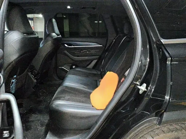 Geely Xingyue L — Фото автомобиля 14