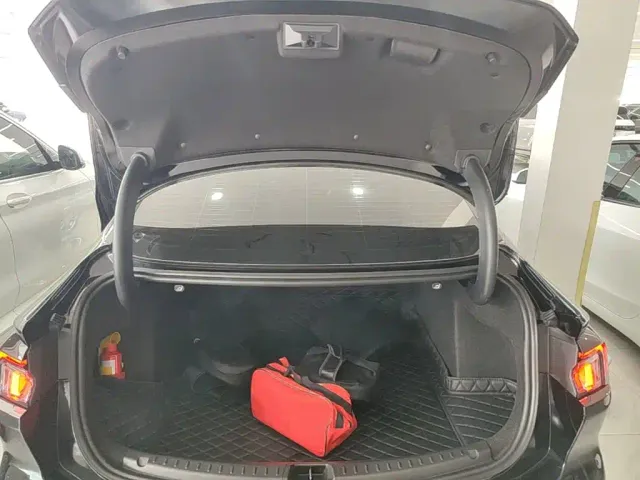 Ford Mondeo — Фото автомобиля 18
