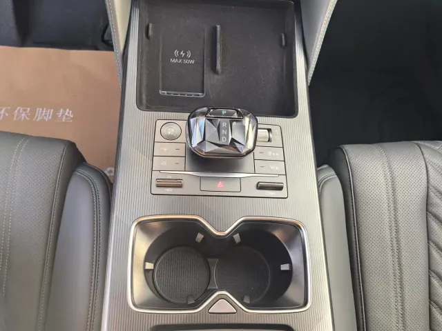 BYD Song L DM-i — Фото автомобиля 13