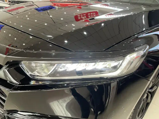 Honda Accord — Фото автомобиля 11
