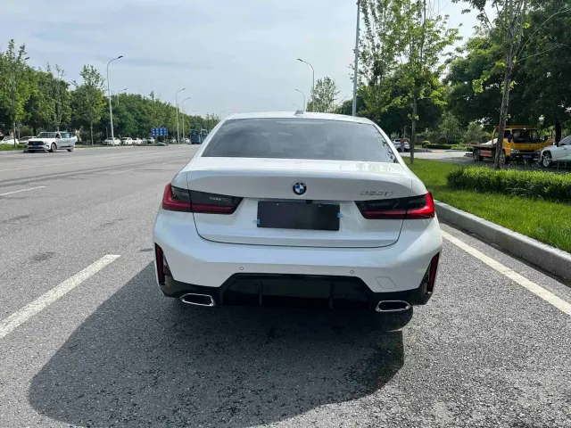 BMW 3 Series — Фото автомобиля 19