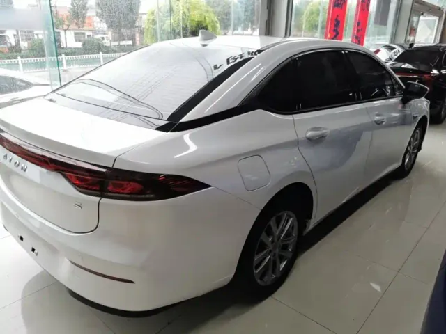 GAC Aion S — Фото автомобиля 6