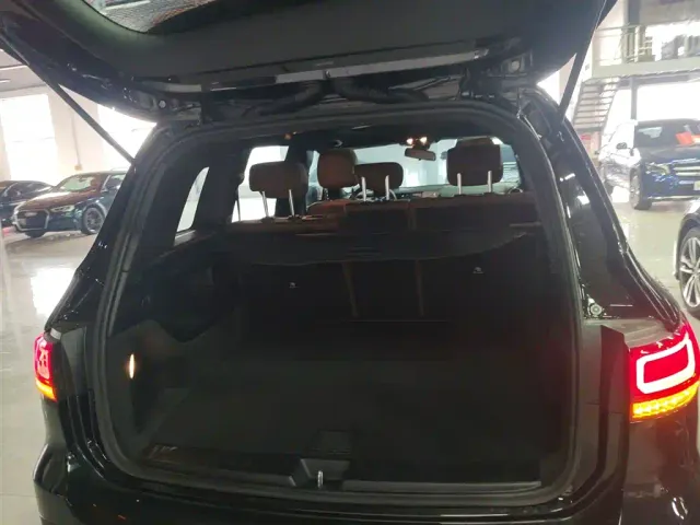 Mercedes-Benz GLB-Class — Фото автомобиля 18