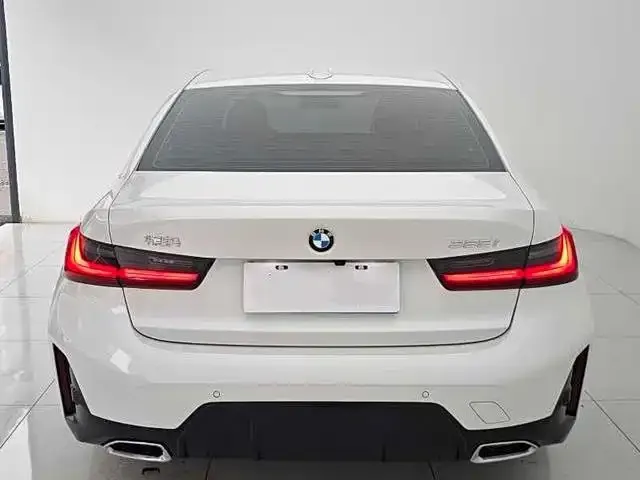 BMW 3 Series — Фото автомобиля 6