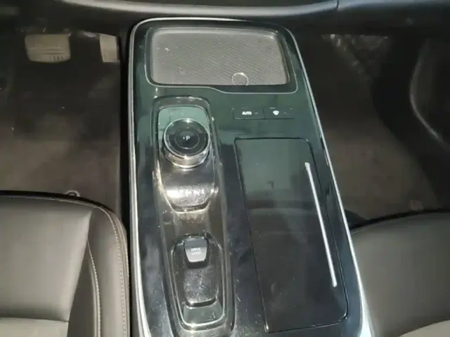 GAC Aion S — Фото автомобиля 13