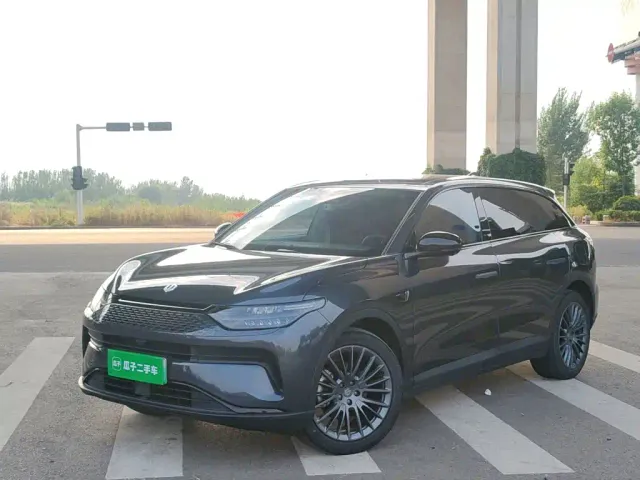 Фотография автомобиля — Leapmotor C11