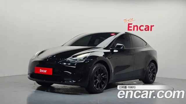 Фотография автомобиля — Tesla Model Y