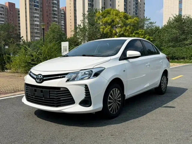 Фотография автомобиля — Toyota Vios