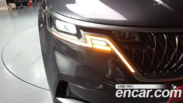 Kia Canival Carnival 4 поколение Бензин 9 мест Signature — Фото автомобиля 19