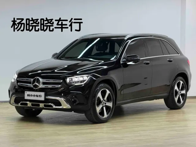 Фотография автомобиля — Mercedes-Benz GLC-Class