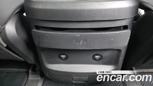 Hyundai Staria — Фото автомобиля 29