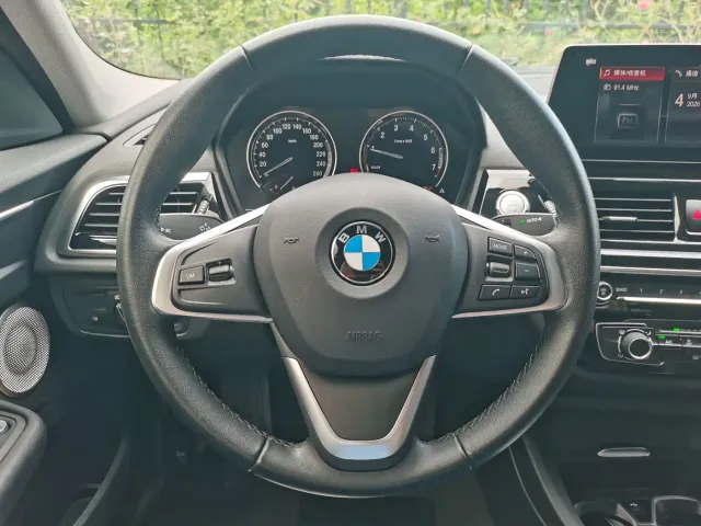 BMW 1 Series — Фото автомобиля 12
