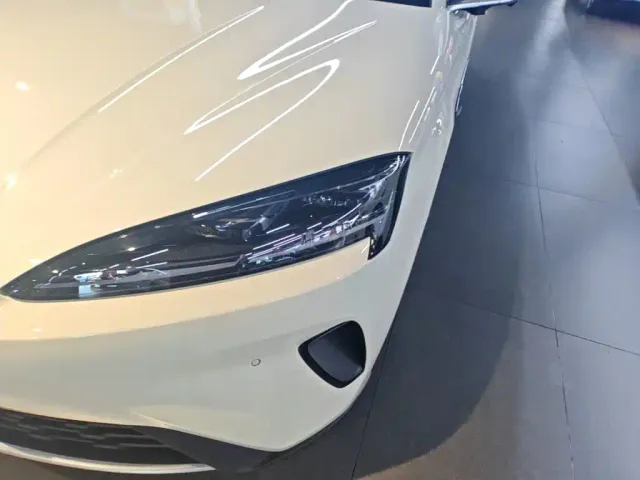 BYD Seal 07 DM-i — Фото автомобиля 23