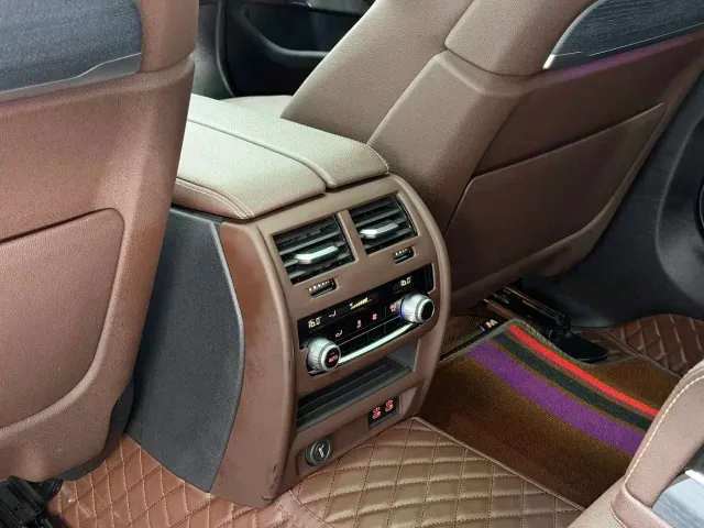 BMW BMW 5 Series 2022 Model Third Facelift 530Li Premium M Sport Package — Фото автомобиля 16