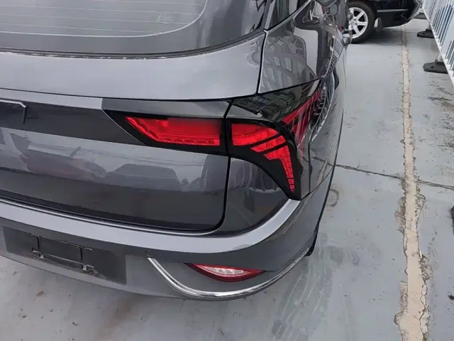 Nezha Auto Nezha V 2022 Trend 400 Lite — Фото автомобиля 23