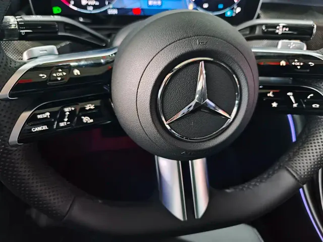 Mercedes-Benz C-Class — Фото автомобиля 18