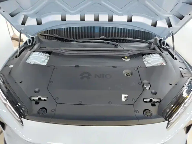 Nio ET5 Touring — Фото автомобиля 19