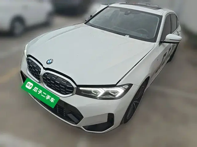 Фотография автомобиля — BMW 3 Series