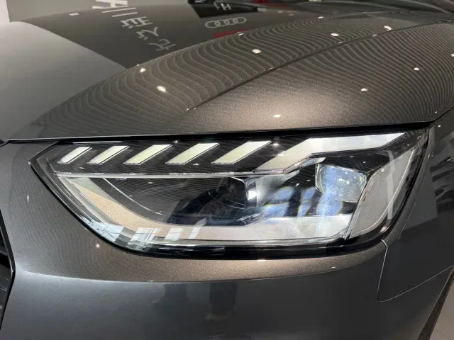 Audi A4L — Фото автомобиля 14