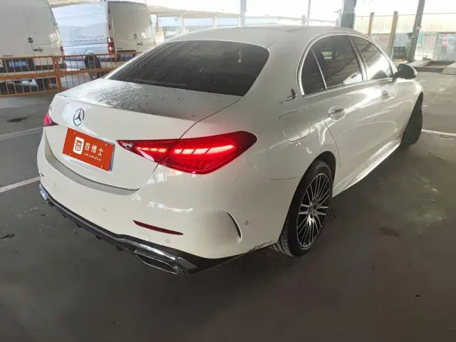 Mercedes-Benz C-Class — Фото автомобиля 4