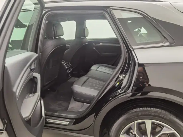 Audi Q5L — Фото автомобиля 15