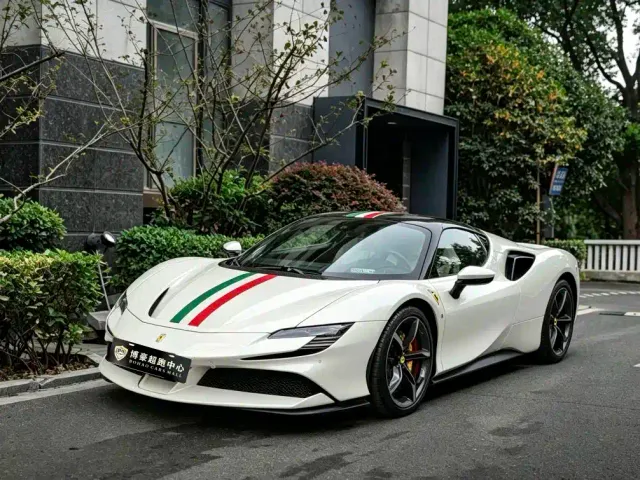 Фотография автомобиля — Ferrari SF90