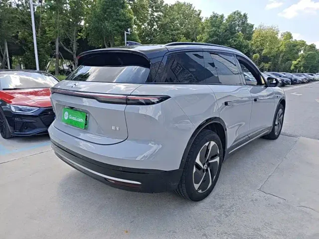 Nio ES6 — Фото автомобиля 6