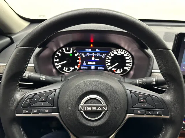 Nissan Teana — Фото автомобиля 19