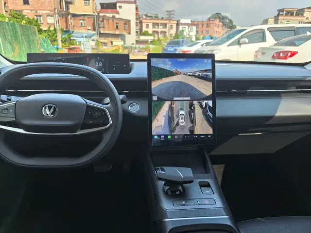 Changan Lamore — Фото автомобиля 5