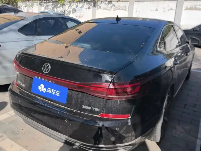 Volkswagen Passat — Фото автомобиля 2
