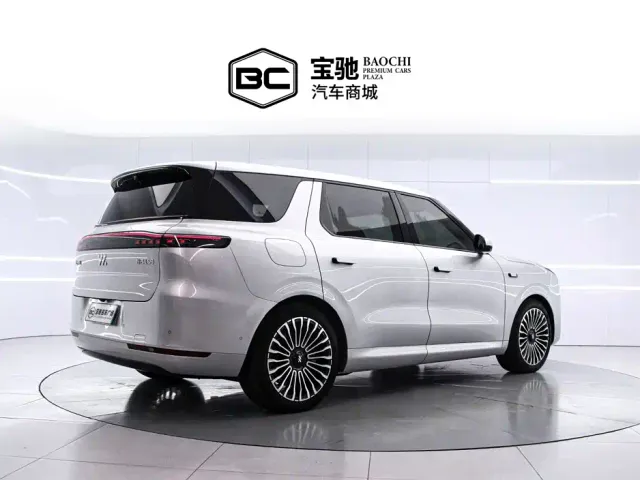 IM Motors LS8 — Фото автомобиля 3
