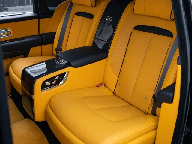 Rolls-Royce Cullinan — Фото автомобиля 24