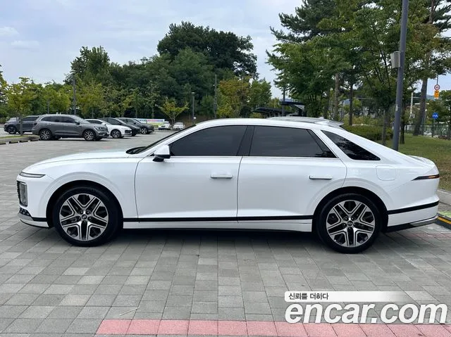 Hyundai Grandeur Grandeur (GN7) 2.5 Бензин 2WD — Фото автомобиля 6