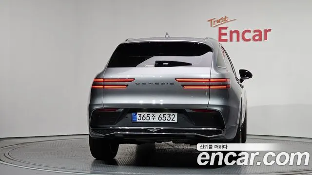 Genesis GV70 2.5T Бензин AWD — Фото автомобиля 4