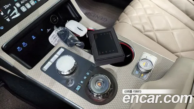 Genesis GV80 — Фото автомобиля 9
