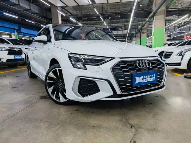 Audi A3 — Фото автомобиля 3