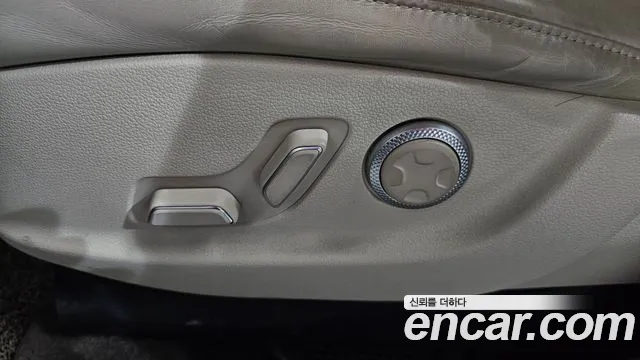 Genesis GV80 2.5T Бензин AWD — Фото автомобиля 26