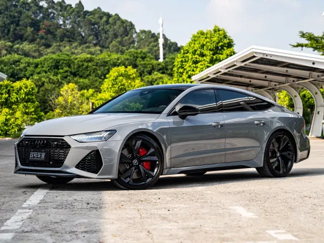 Фотография автомобиля — Audi RS 7