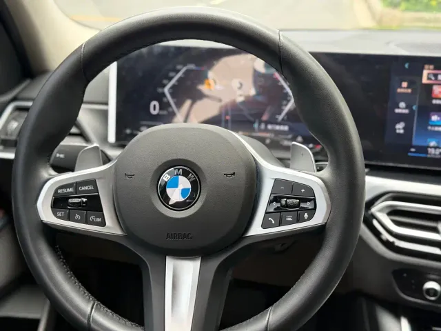BMW 3 Series — Фото автомобиля 11