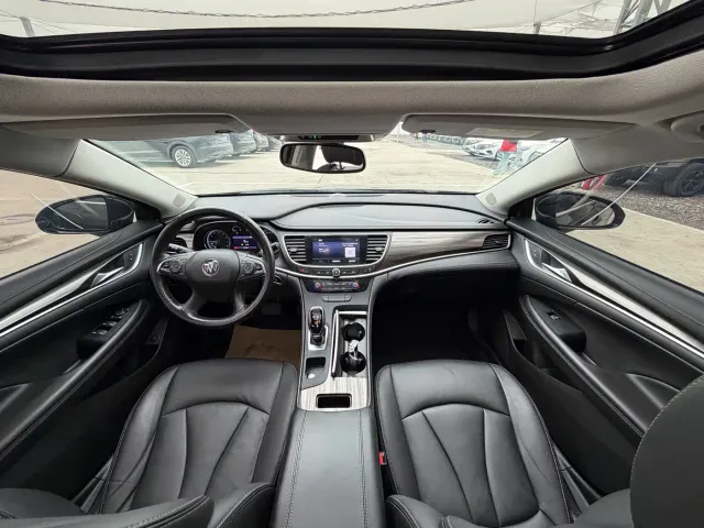 Buick LaCrosse — Фото автомобиля 9