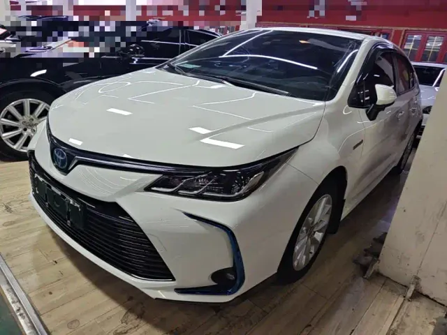Фотография автомобиля — Toyota Corolla