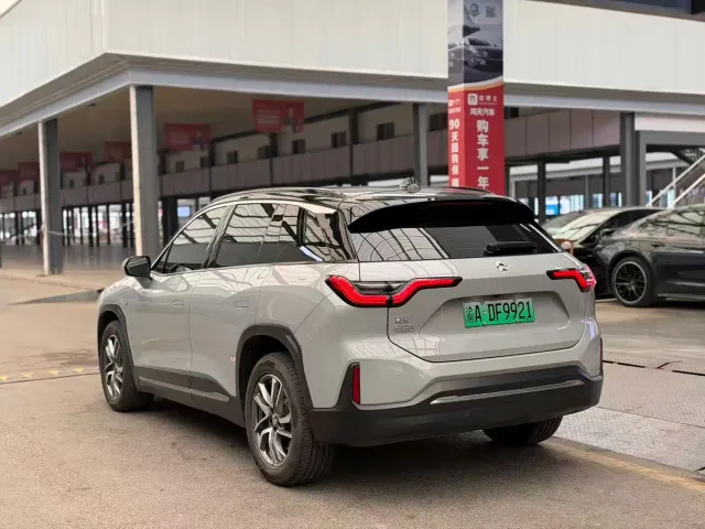 Nio ES6 — Фото автомобиля 7